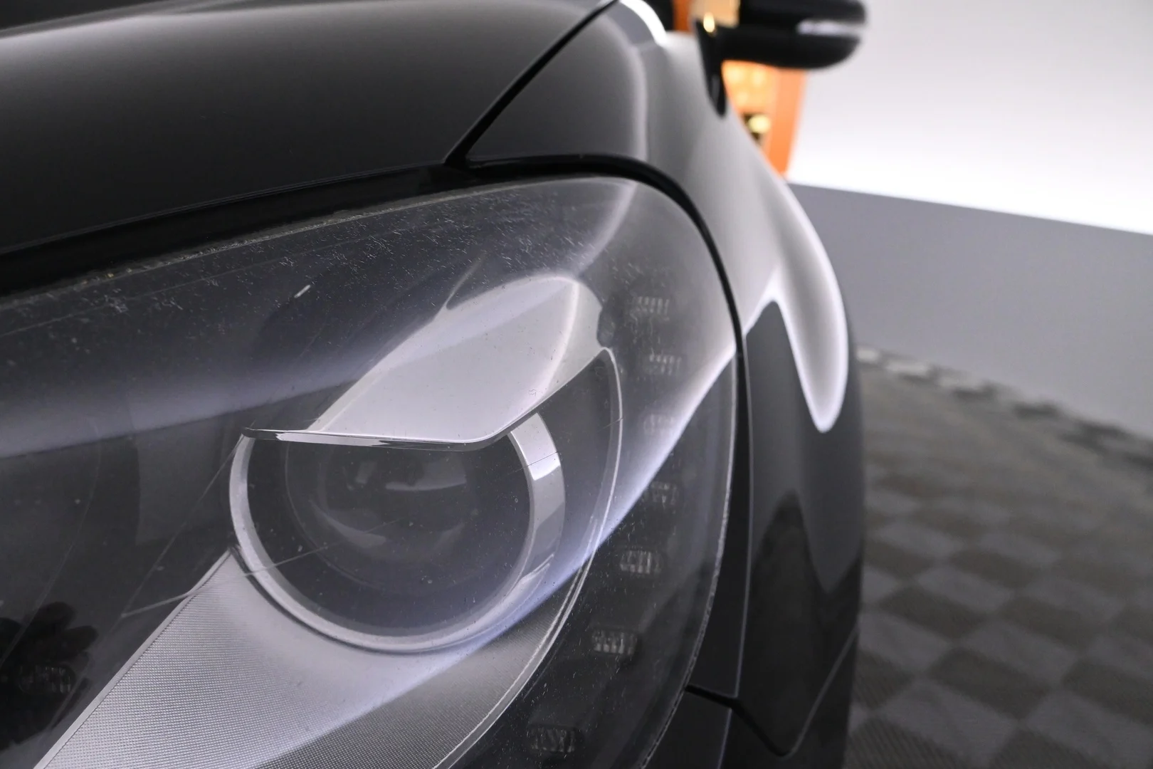 Car Image - mURkkdeqWaHP2vBiMcnSJ