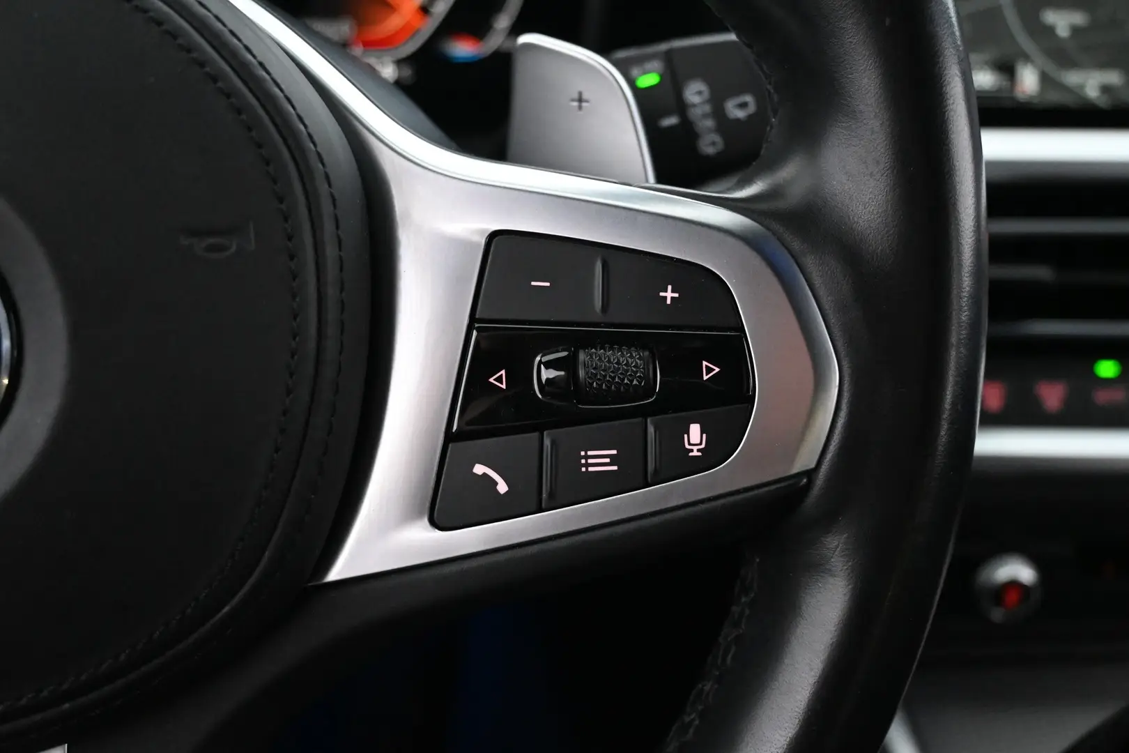 Car Image - 7b3zn3E0RXItEONkwFPrjv