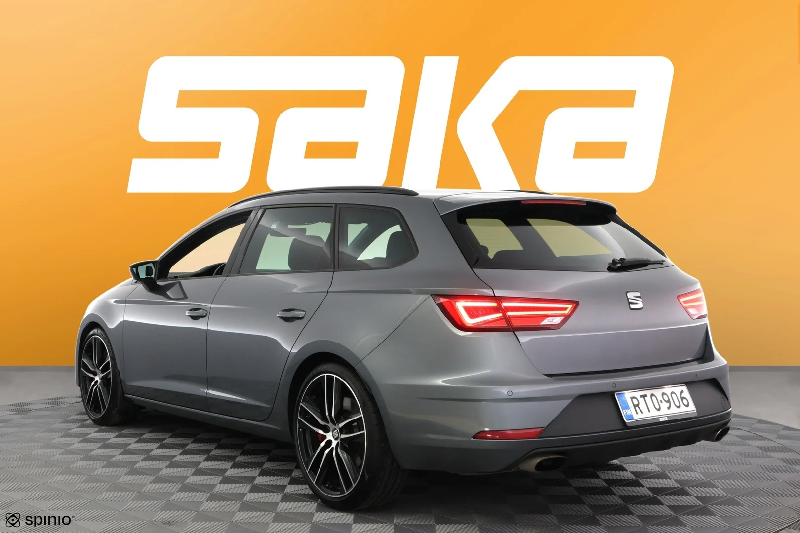 Car Image - 1A2q8cknooMr80zCco6LX3