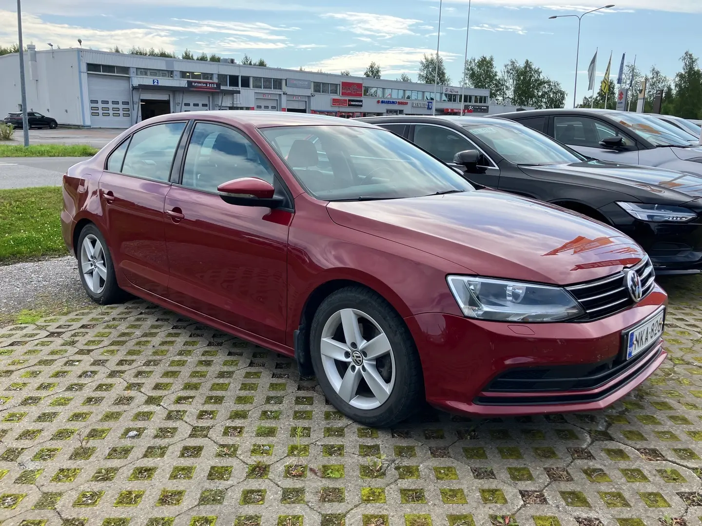 Car Image - 4csjz4tTCBWiZ4Ndzno9Fy
