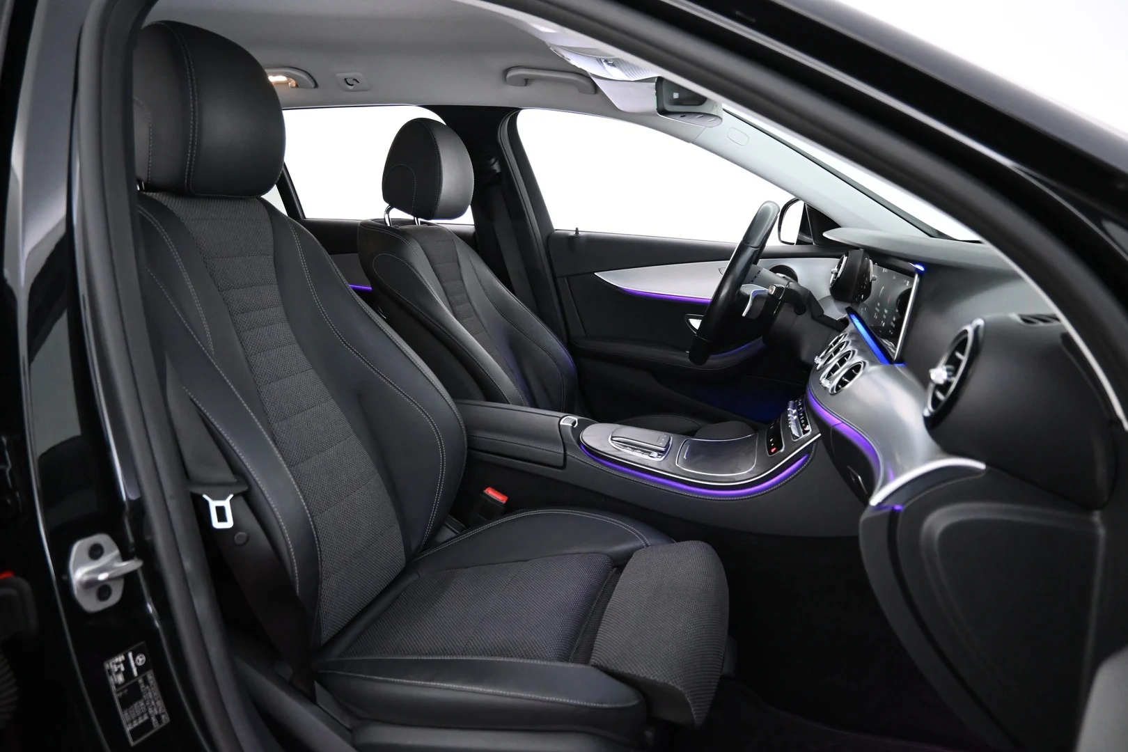 Car Image - 1VmwuwBLUvAt5dzi5gdI3w
