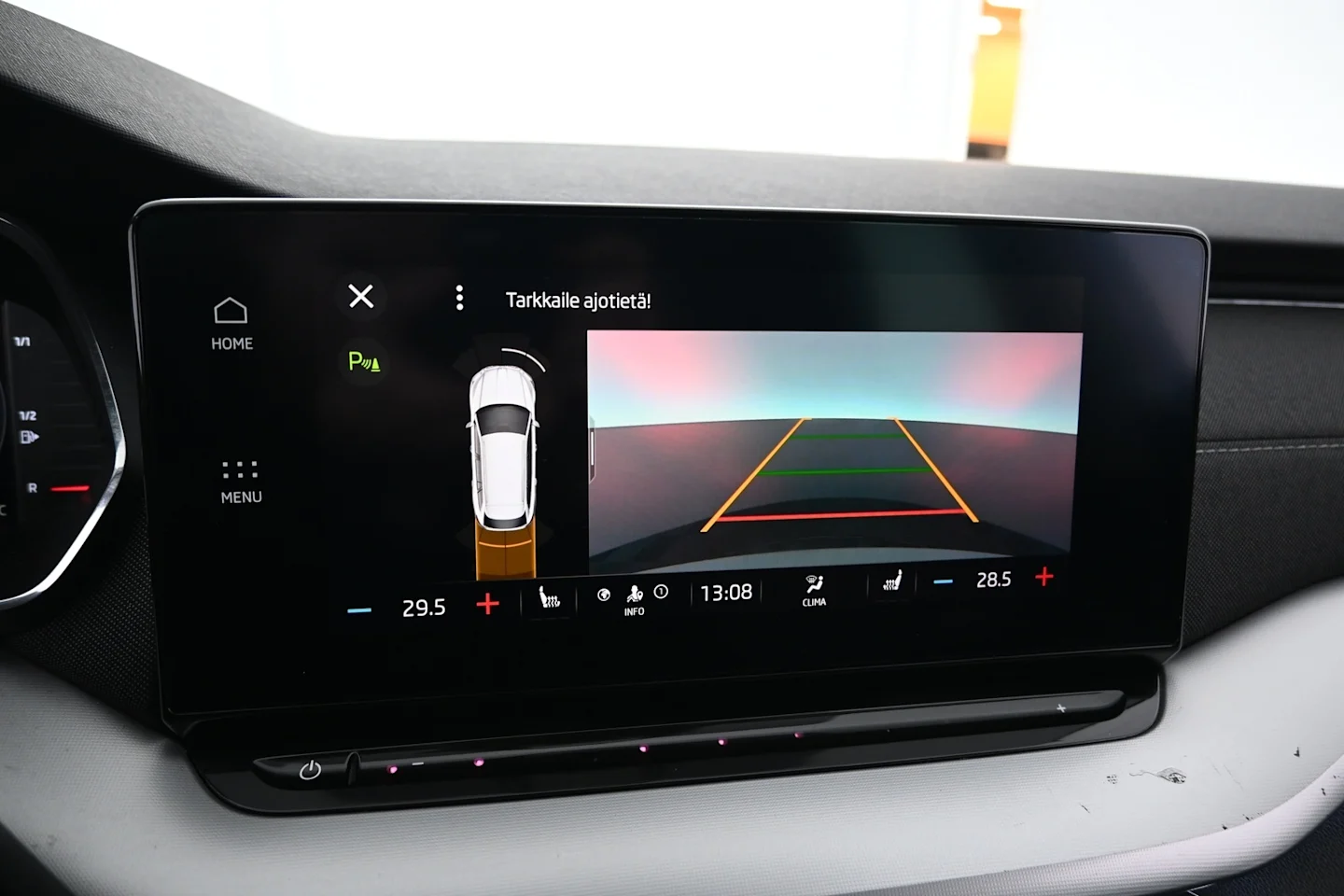 Car Image - 5b2CJeKYIk4LmXH8Wr7WYG