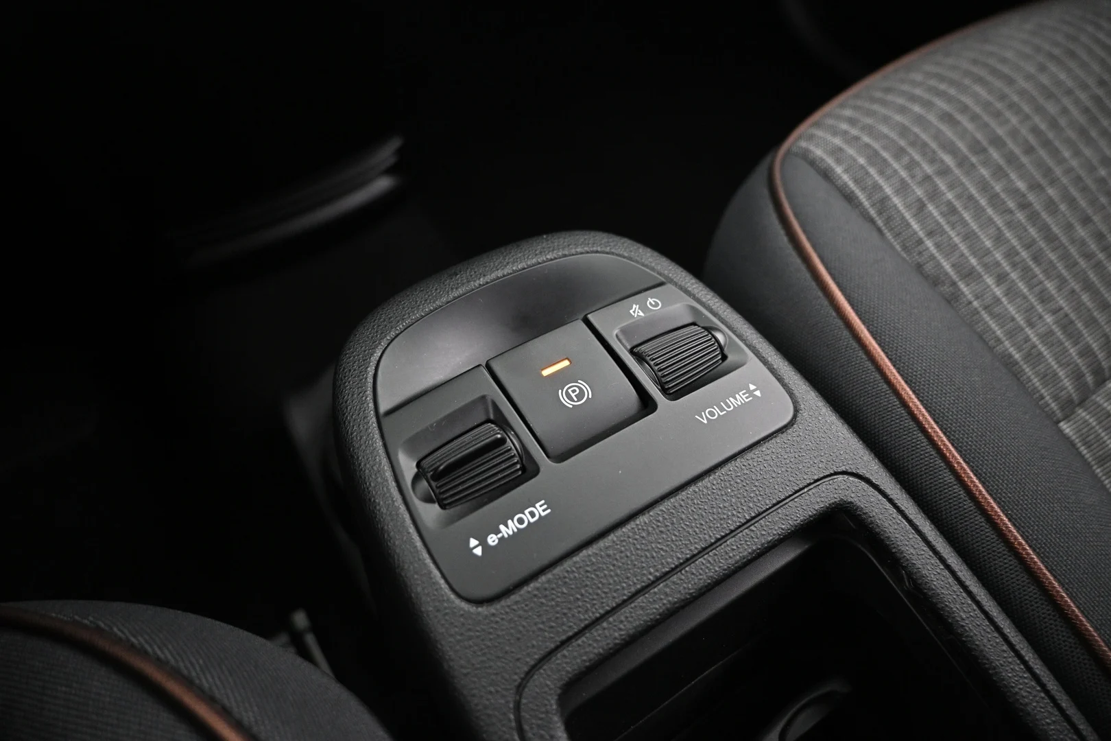 Car Image - 2N2Hk57lom9SKOQlpeJg8y