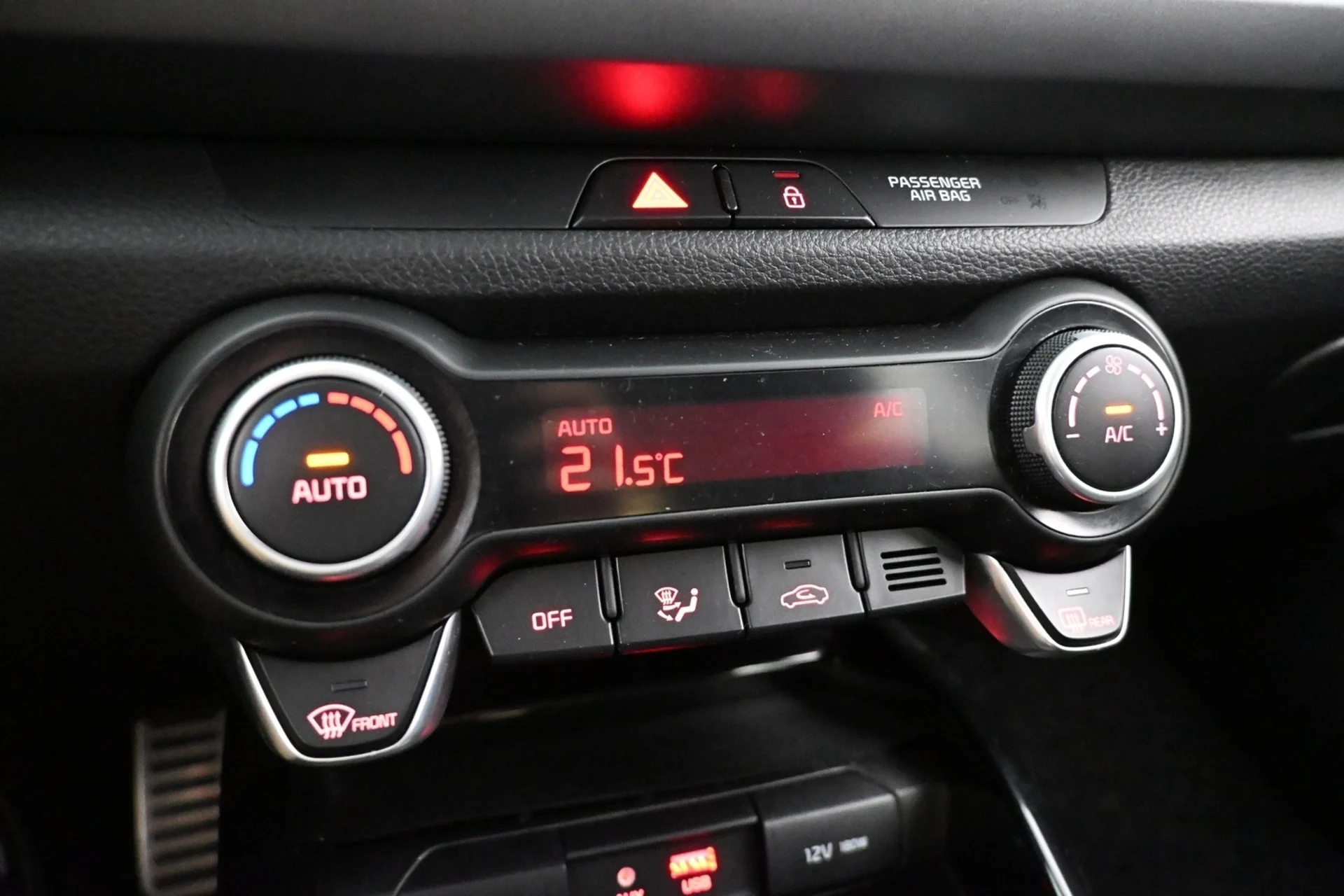 Car Image - 1bu1AvvQYn1nCqyM9FqKtN