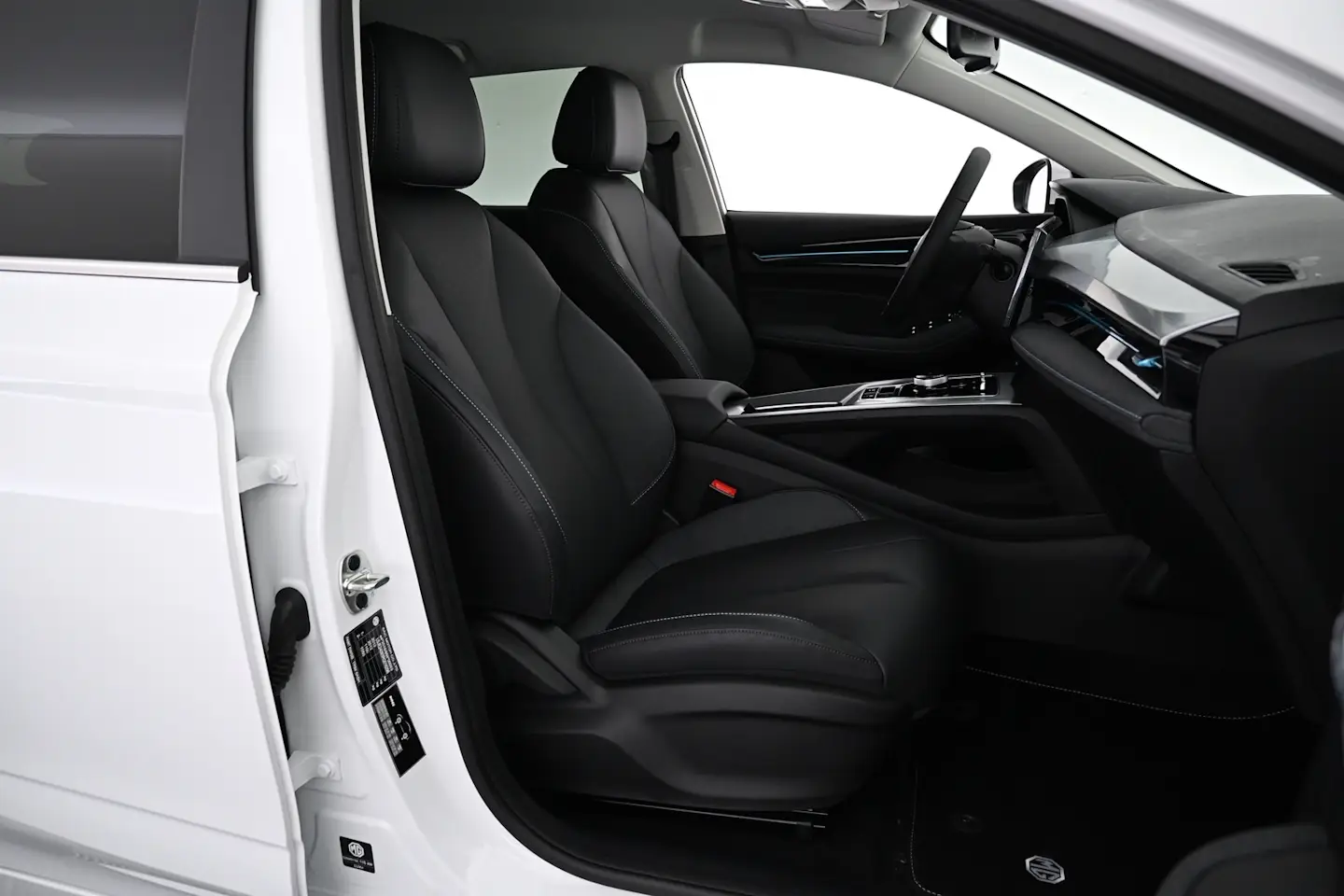 Car Image - 3ep1j7HUc3a6TjGtDh9c3I