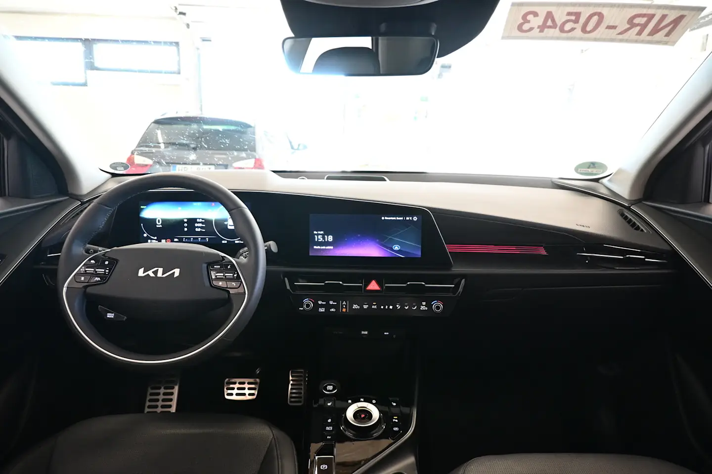 Car Image - 3c08YlzUougQkd9UJLWsWo
