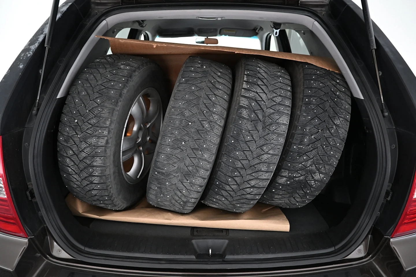 Car Image - 2sM7GPysRuugmp1dzuLX0S