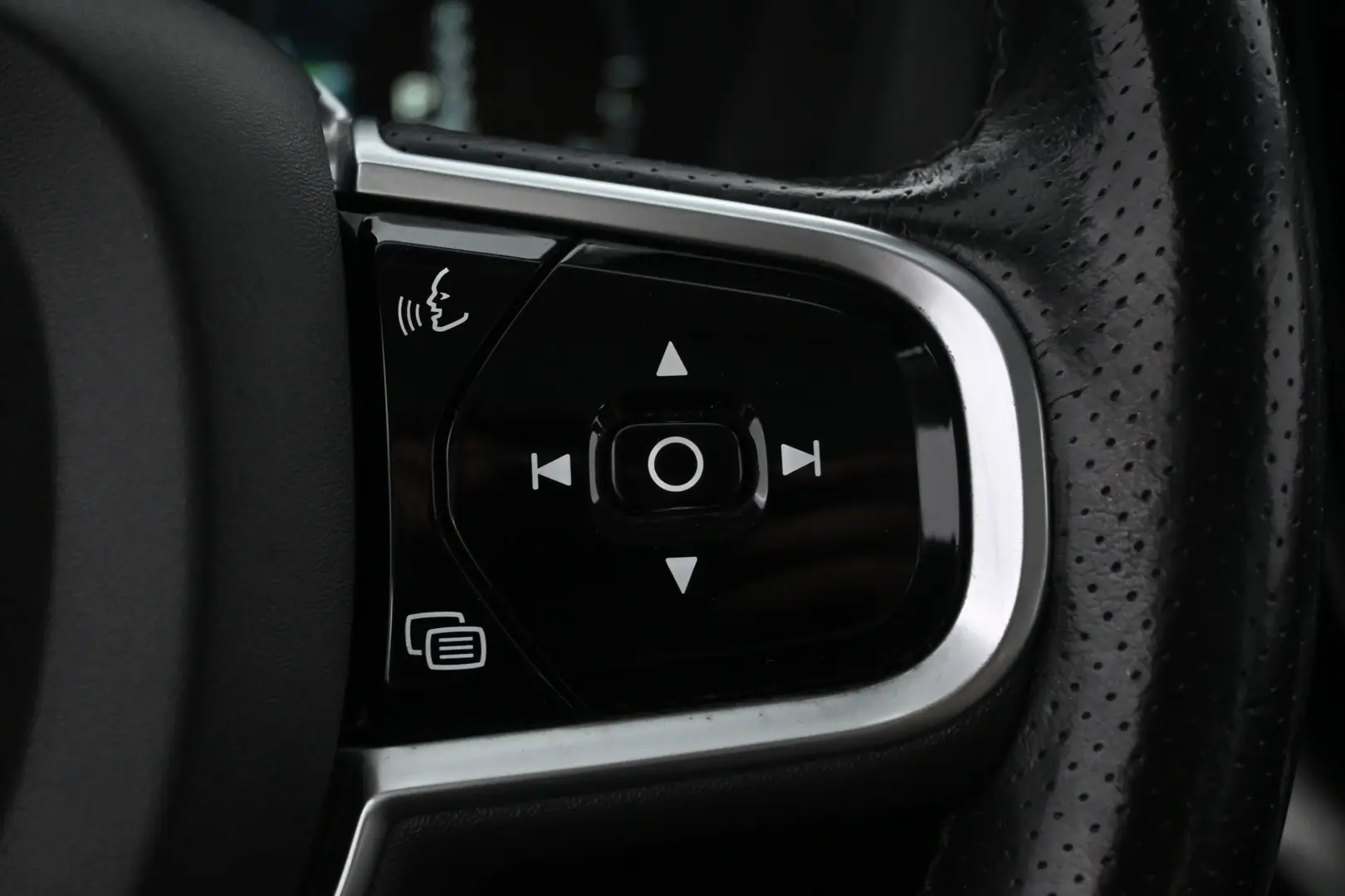 Car Image - 3zHdd65oEoUEbml5llbsC3