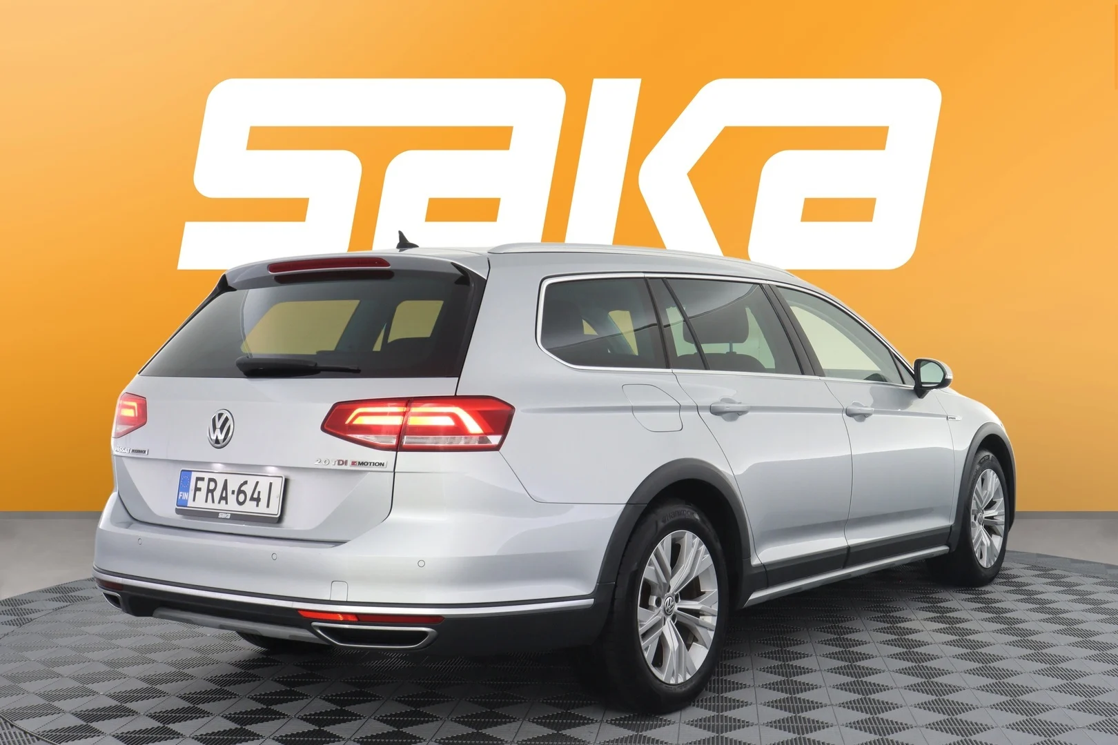 Car Image - 5ECp5sTZh1Y8qv6OeWvTre