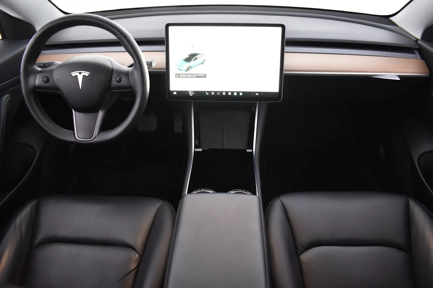 Car Image - 7vwJO3nUxQC7Z0RNCU2Brs
