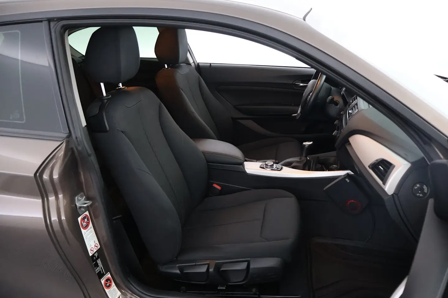 Car Image - 32qFBIEd9GA4Ijrslvq4Mk