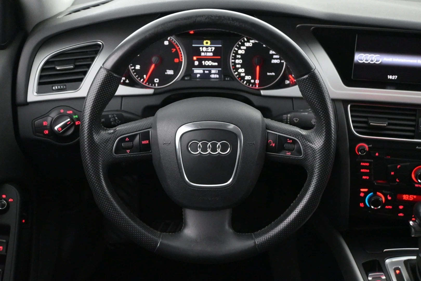 Car Image - 3v7XXX0ob17iP81j7ZDy3m