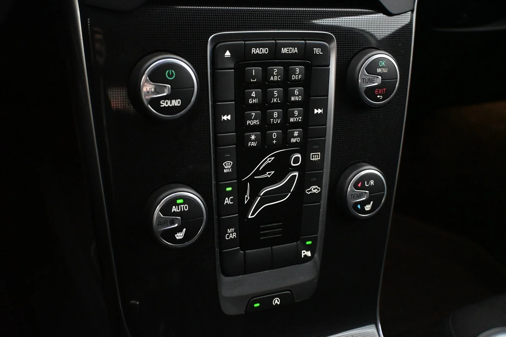 Car Image - 77sEmz1cmKMuus3YVEFypd