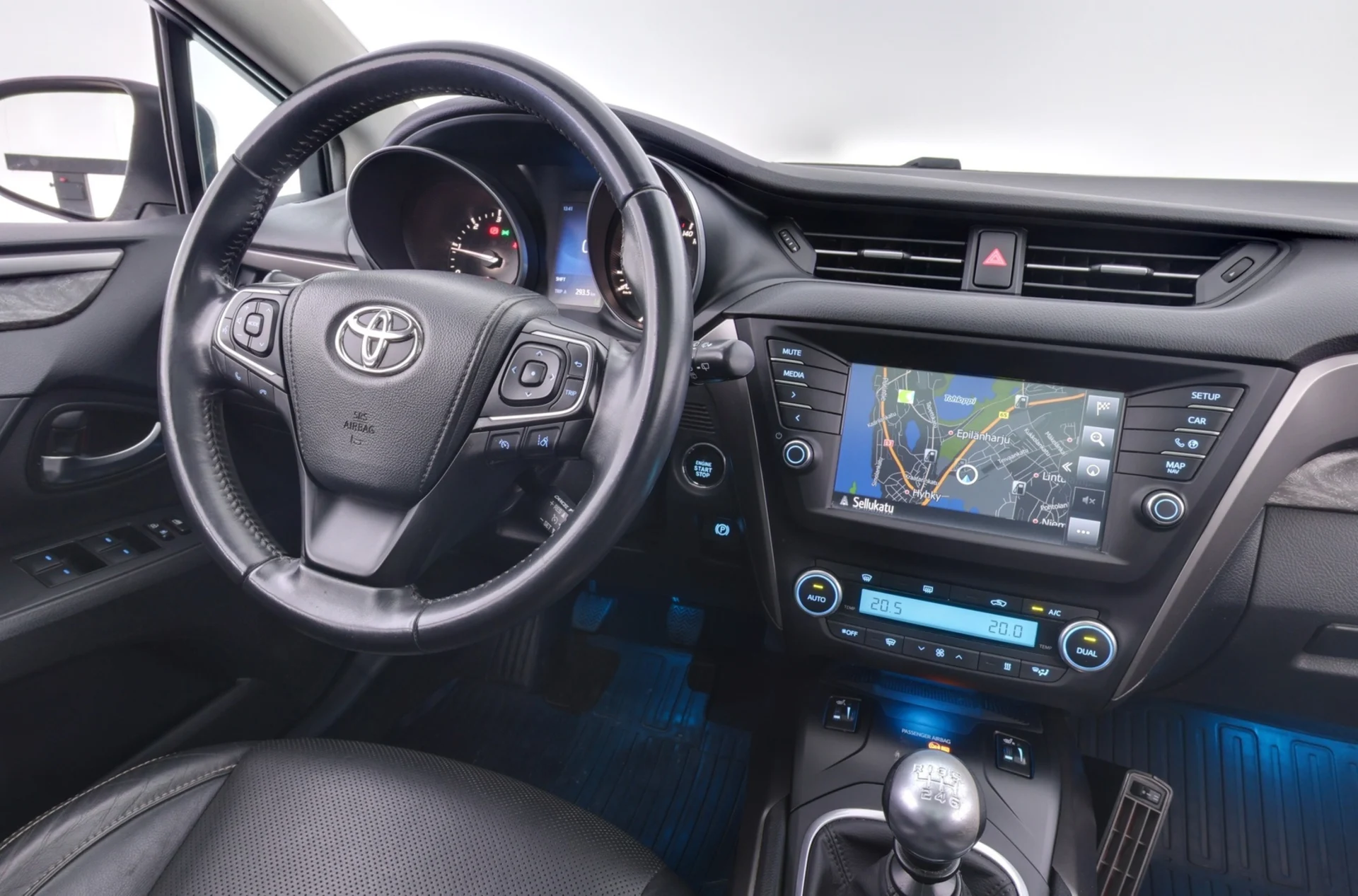 Car Image - 2asLIyYU7LGdXux2GVtLRn