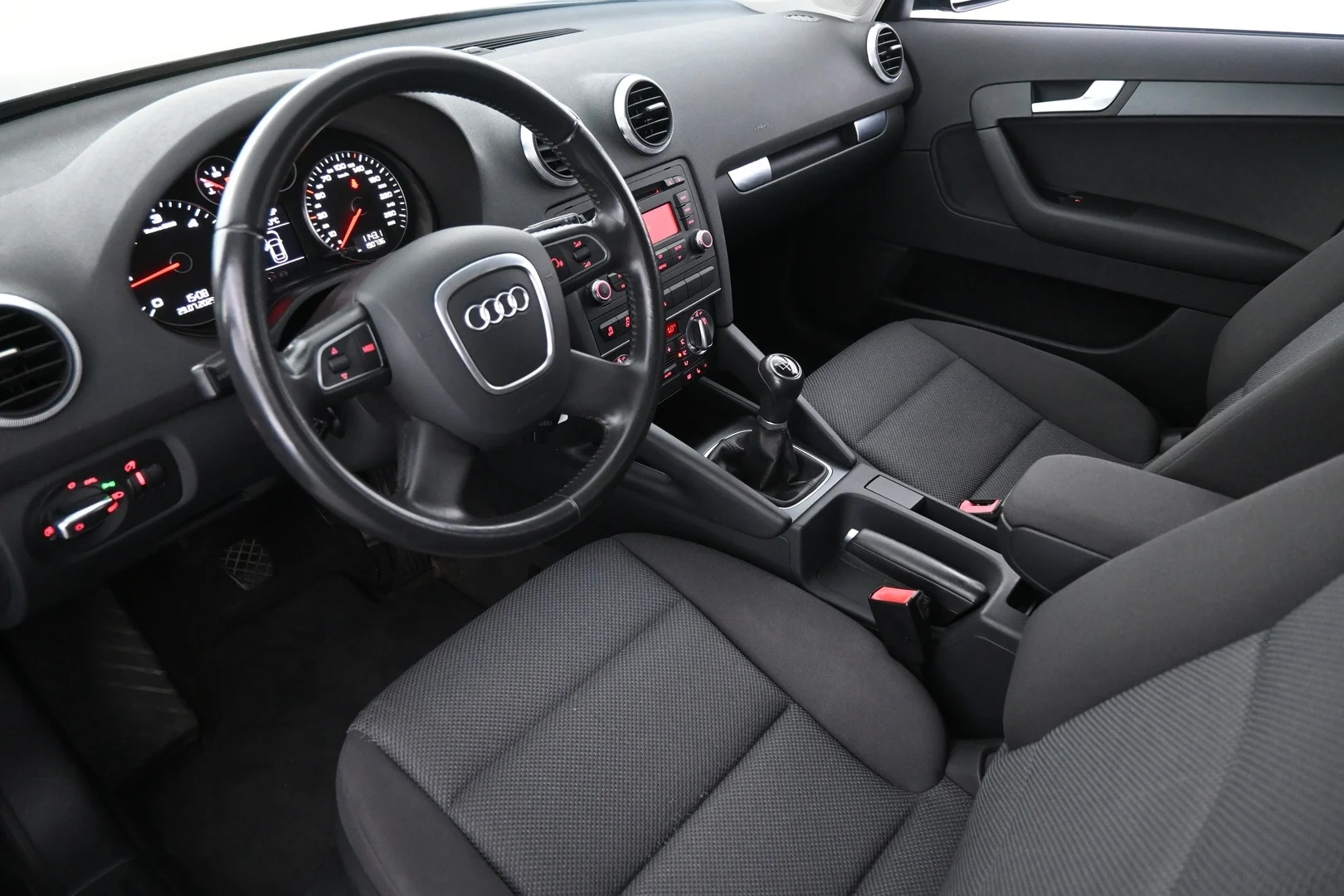 Car Image - 5T6kOyTHHs5vDbzXEMhSTr