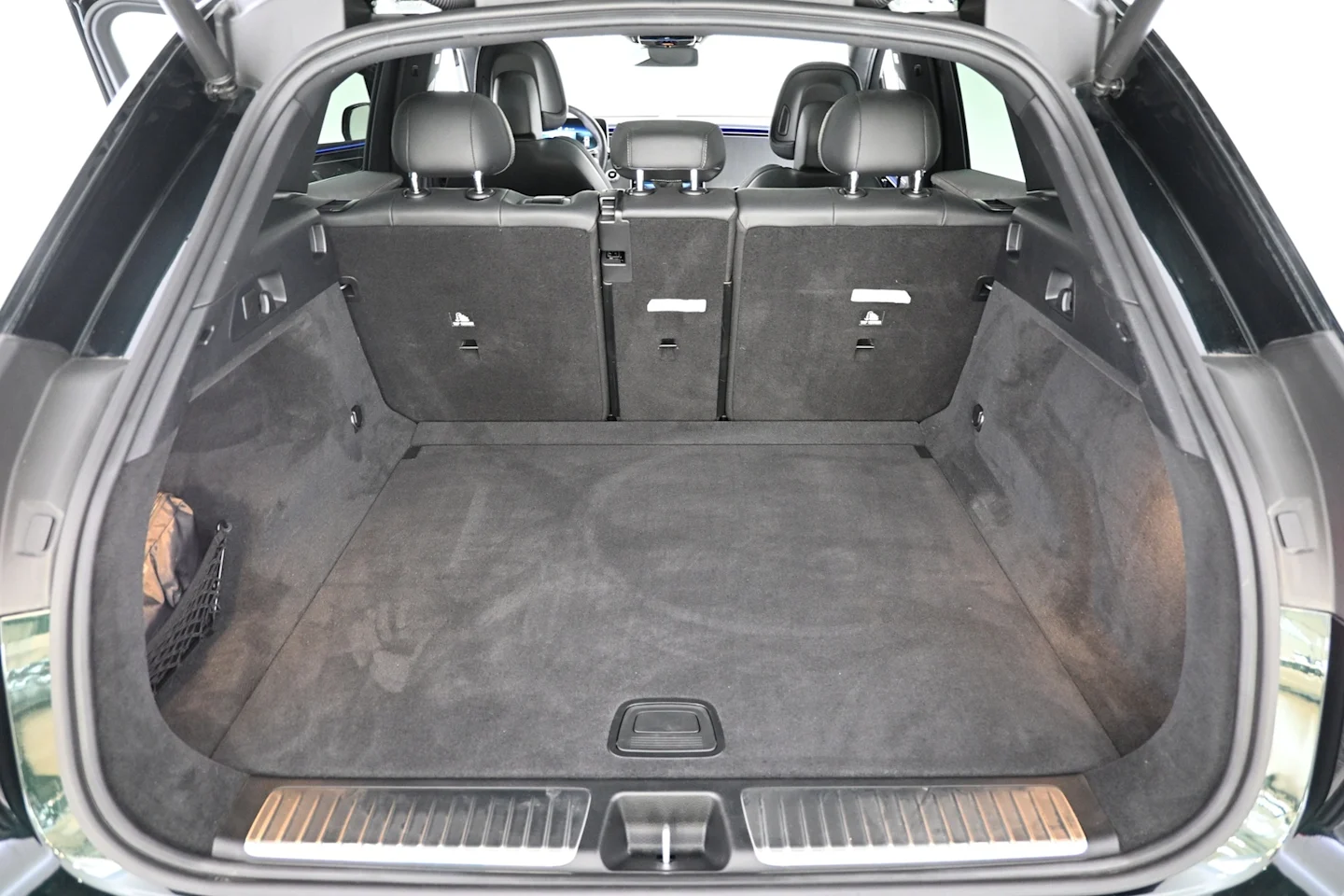 Car Image - 7r9IEPb7YRsH2MPAWavtYF
