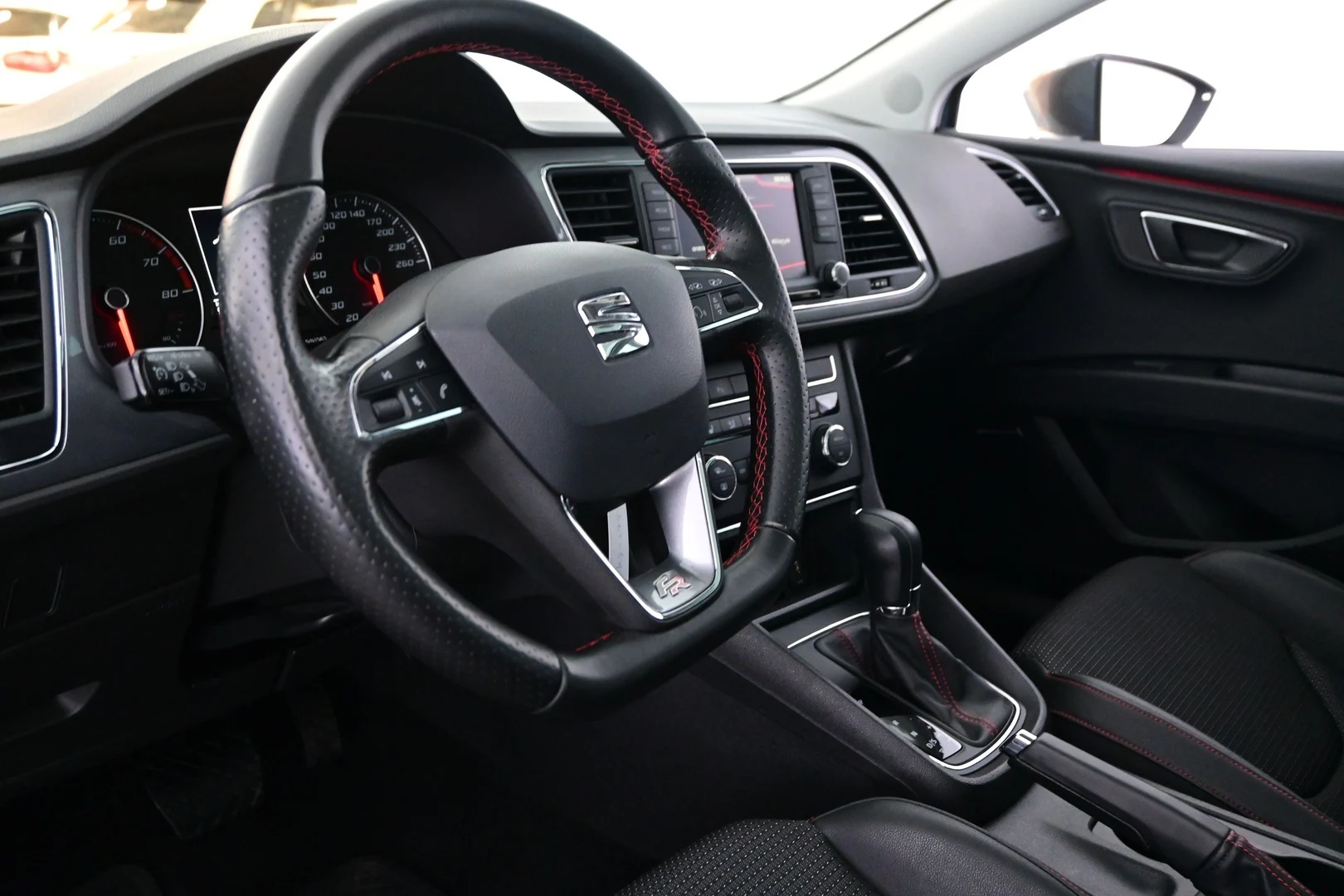 Car Image - 6u0A1eaSBK7MKLzuHh4JZR