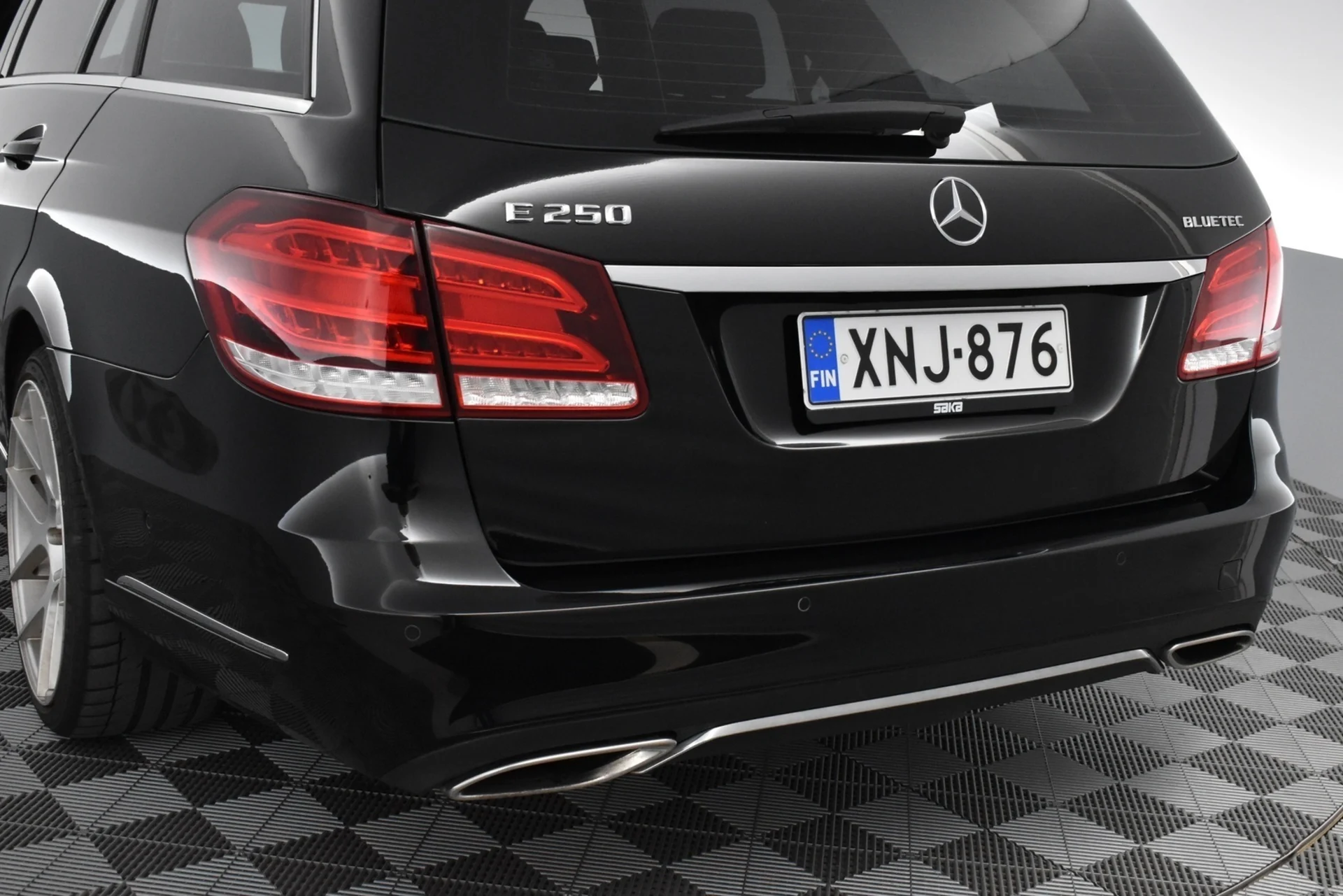 Car Image - 5BHqB6dDS036WLzjqUdwSC