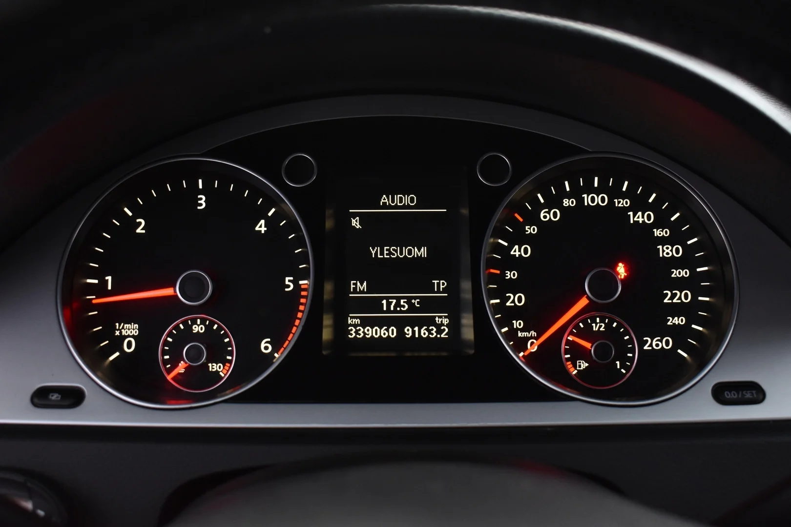 Car Image - m92p2JANfFk8DkiIigsLH
