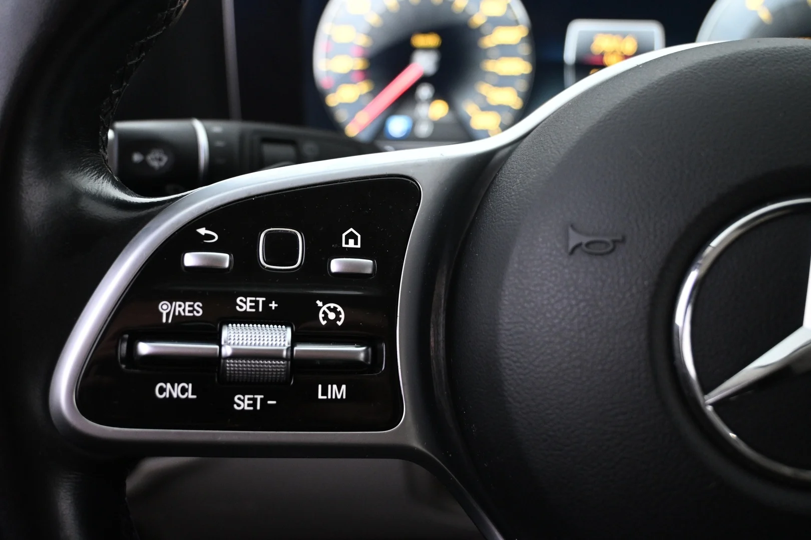 Car Image - 3PYxJCc7qtpeaETwdvRDuh