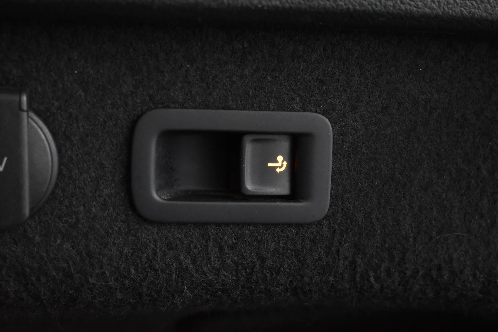 Car Image - 7DHBbwYmtP38o3sdgziBNV