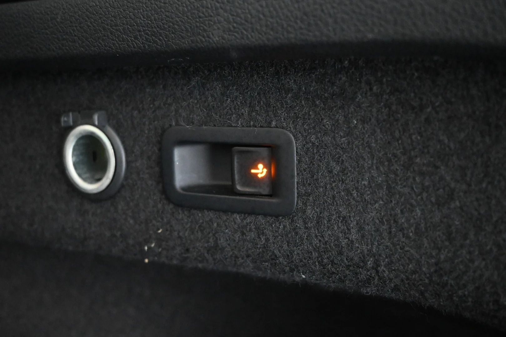 Car Image - 2WJoeuOWrHxXrP6cZvWf55
