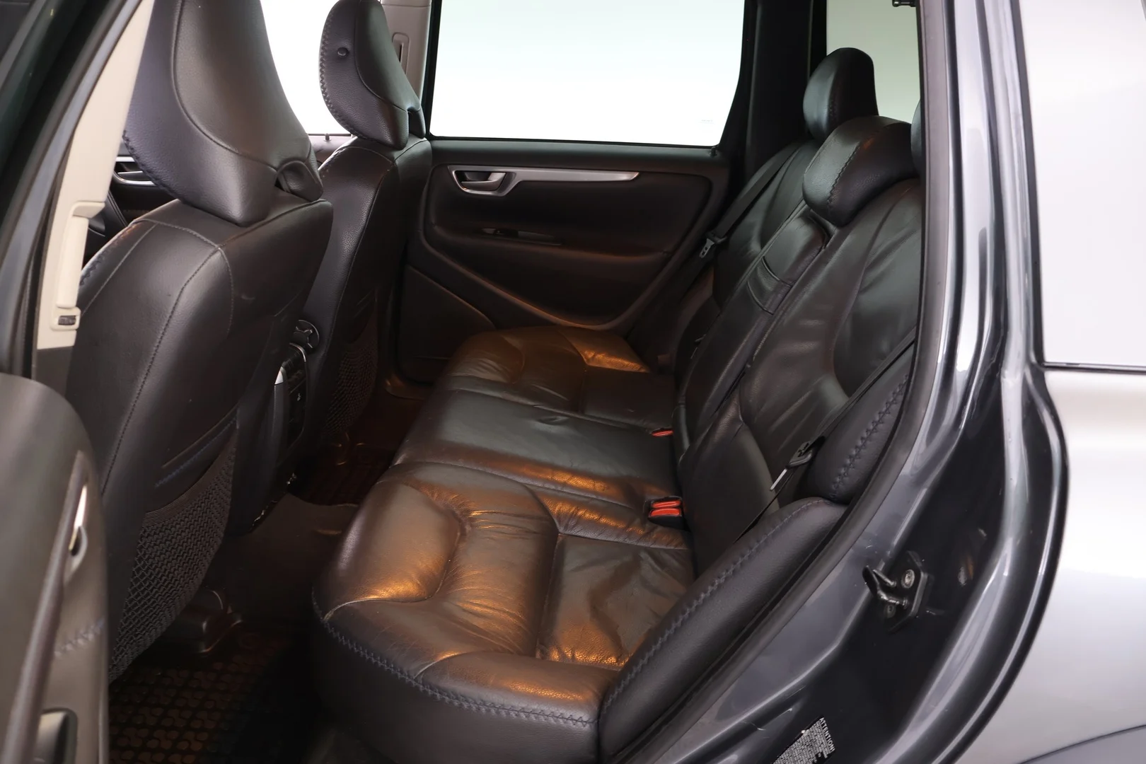 Car Image - 40DGgjjuzkiaUE26r2s2t5