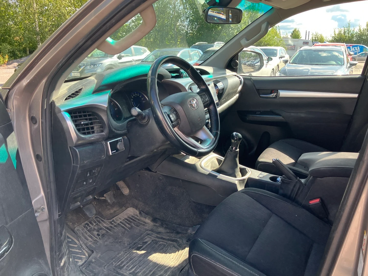 Car Image - 5cHPDkCa1KFXnku5XyTBL0