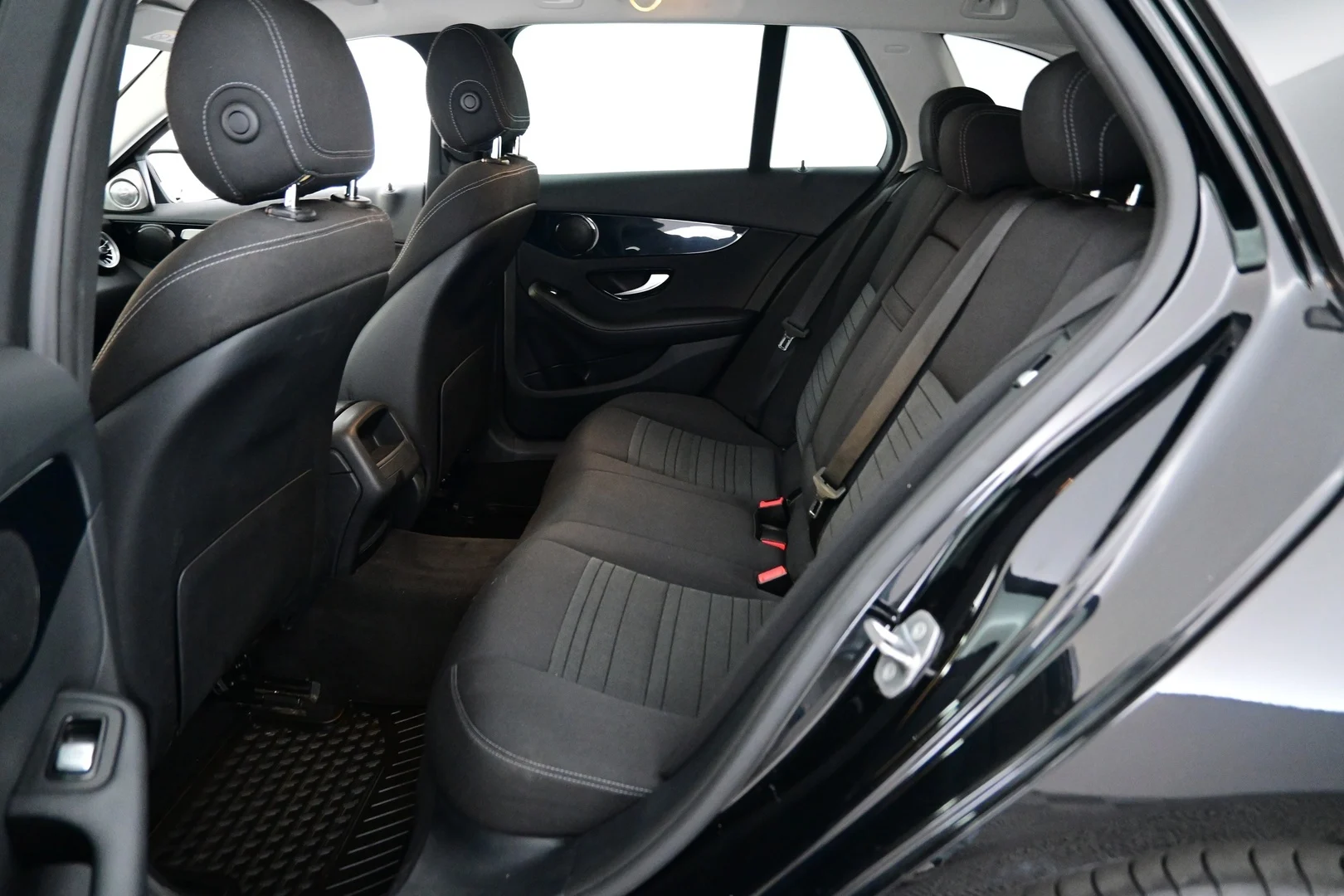 Car Image - 5hZvUilliKCHwHunpnk7ct