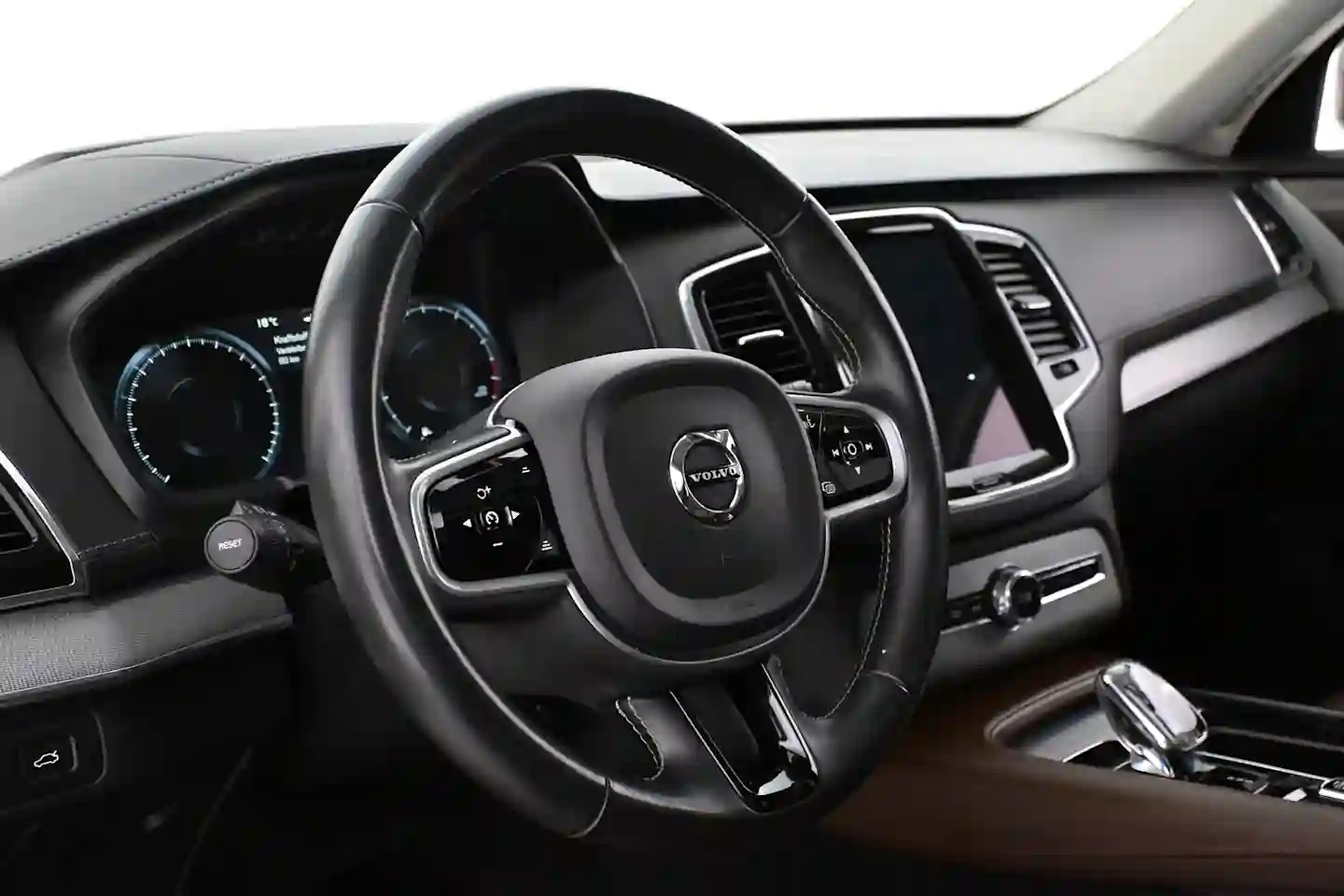 Car Image - 5xJdtLViyZMnSACuOc9XE2