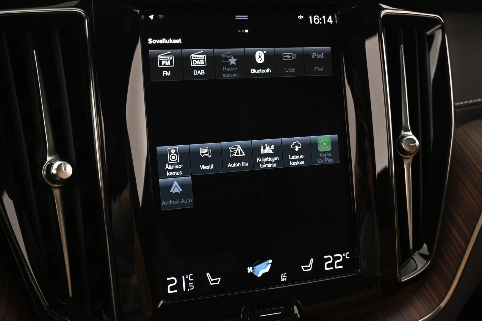 Car Image - 5M6PURsutSWbg7KwL09jTa