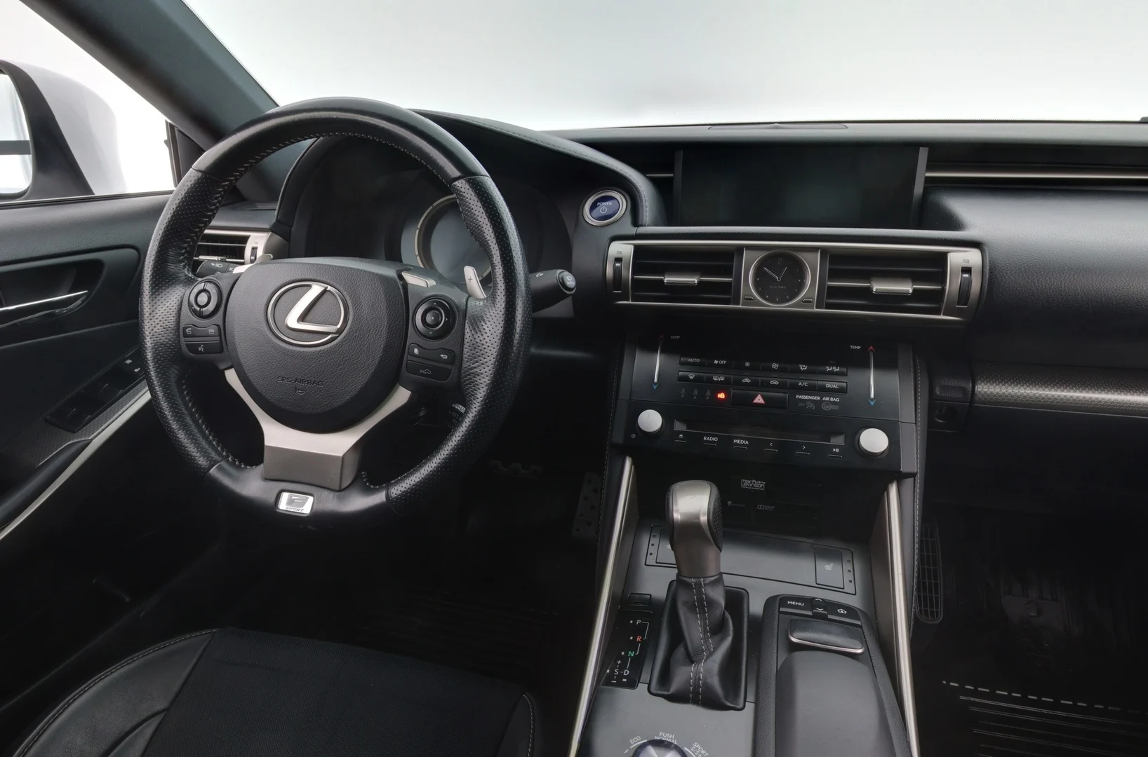 Car Image - 5cdfKnvp4X3Xl17ziRcAVs