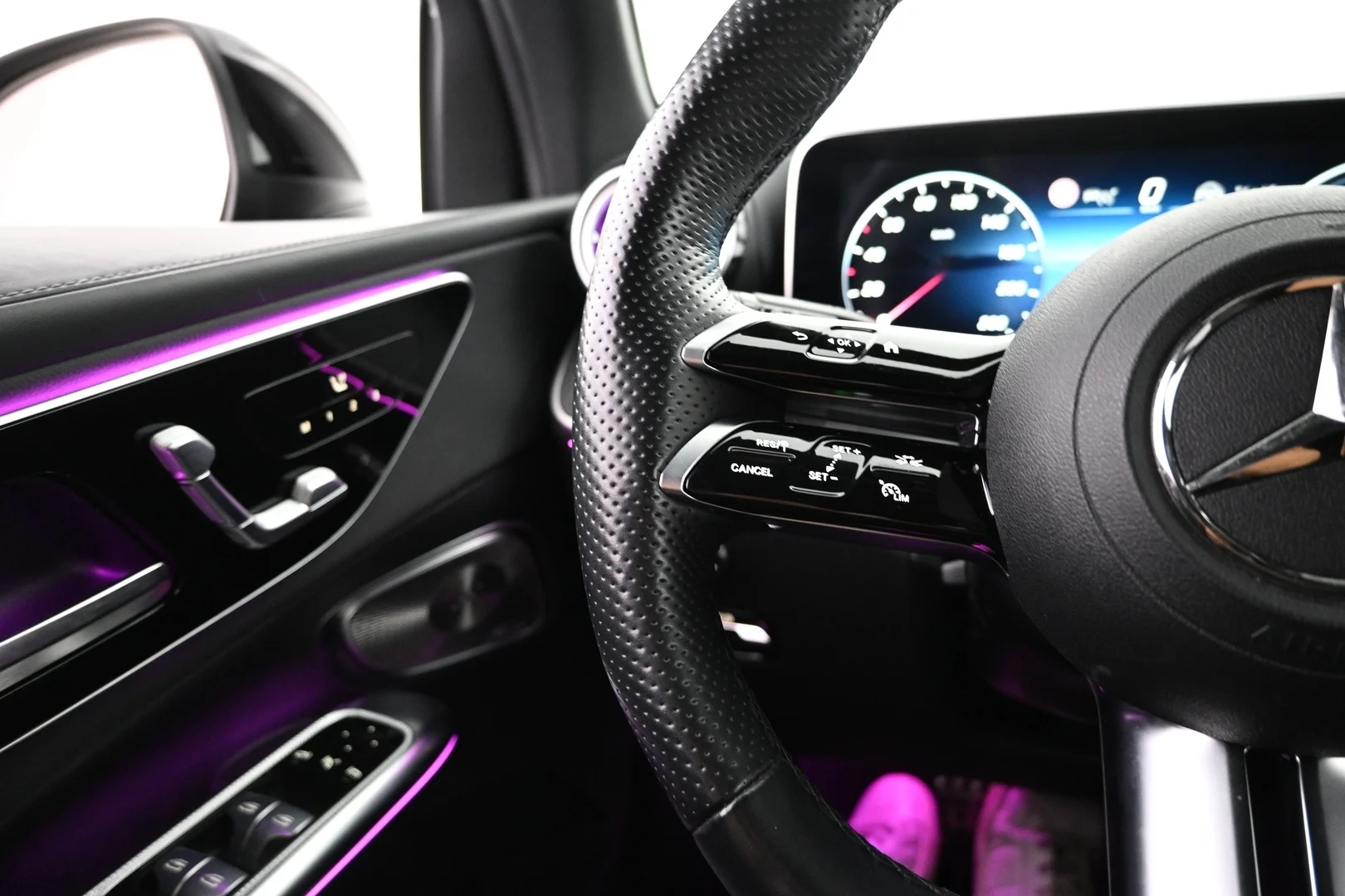 Car Image - 4lo4hXRVFUDwZdi1jRBWcy