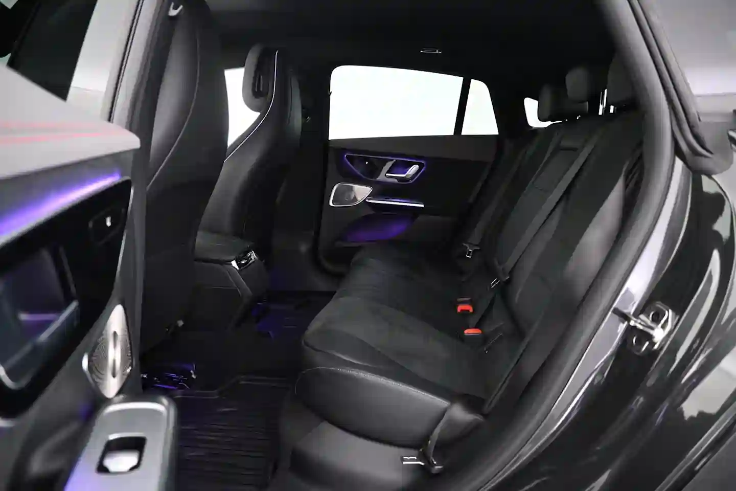 Car Image - 7fGZ7ztht2kHKUD8yBqrAo