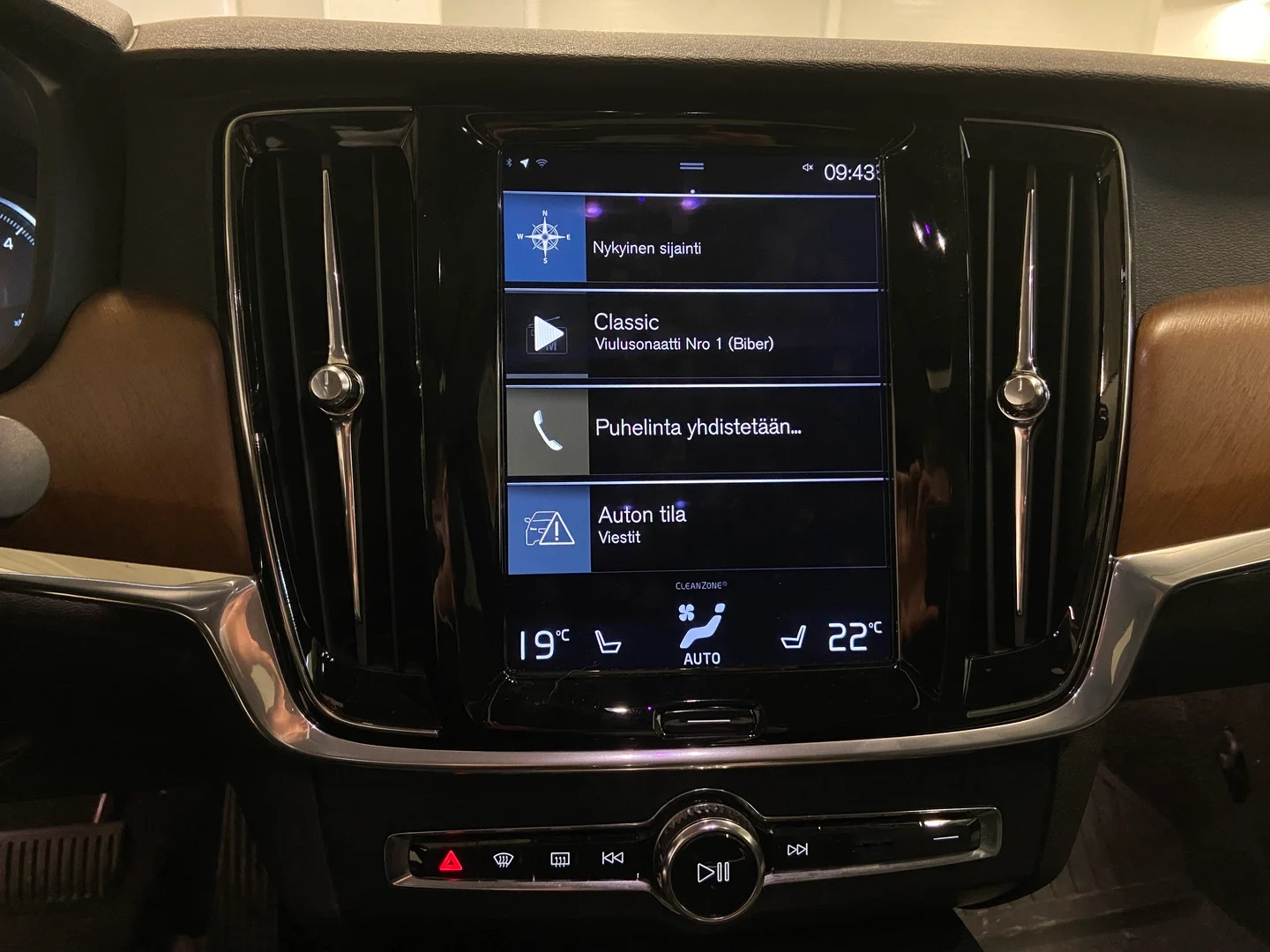Car Image - 2k5BfeE3dt11duGQhQEwHJ