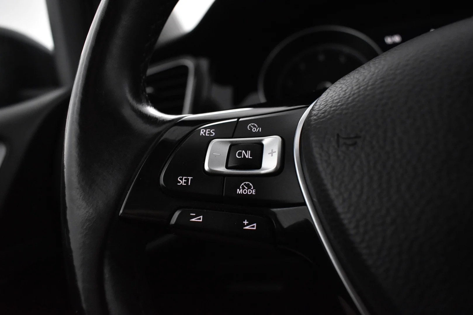 Car Image - 5ArElhHCPkGpwH7IYkqz7G
