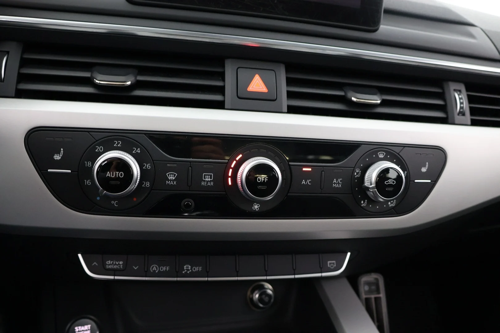 Car Image - 4zkq74FvQ6mAO3NXJvjcqU