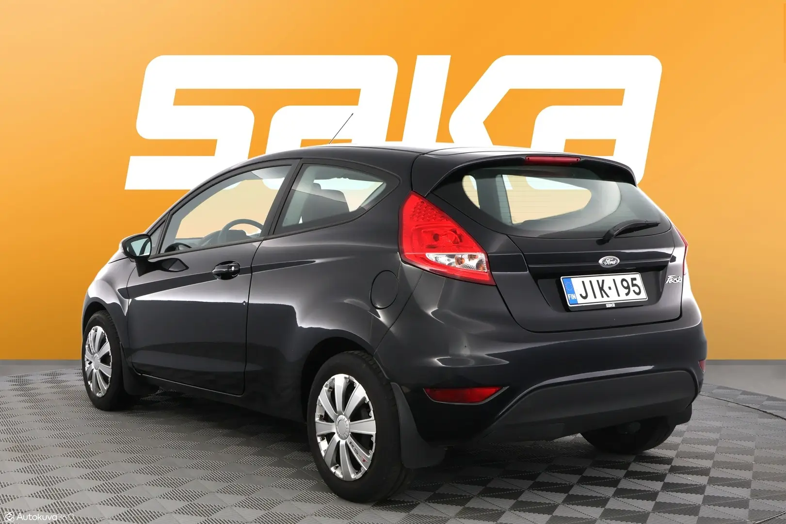 Car Image - 7uGBh4oV5MU3jVf1iRGScW