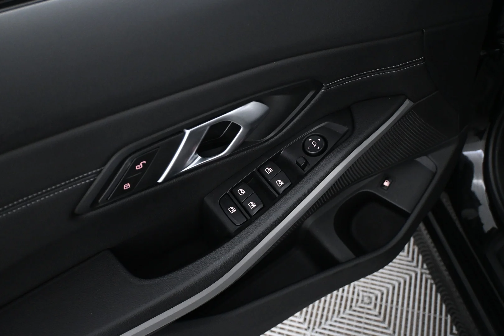 Car Image - 5J716cqD2D1bvJ0exMSroK