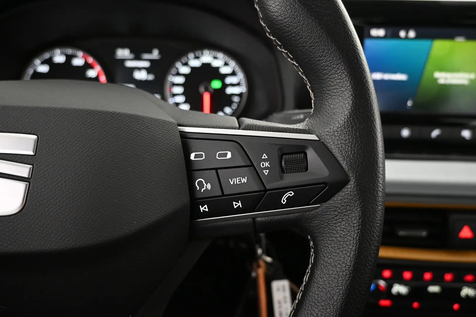 Car Image - YJHhxhOAwgnxXOTw4169y