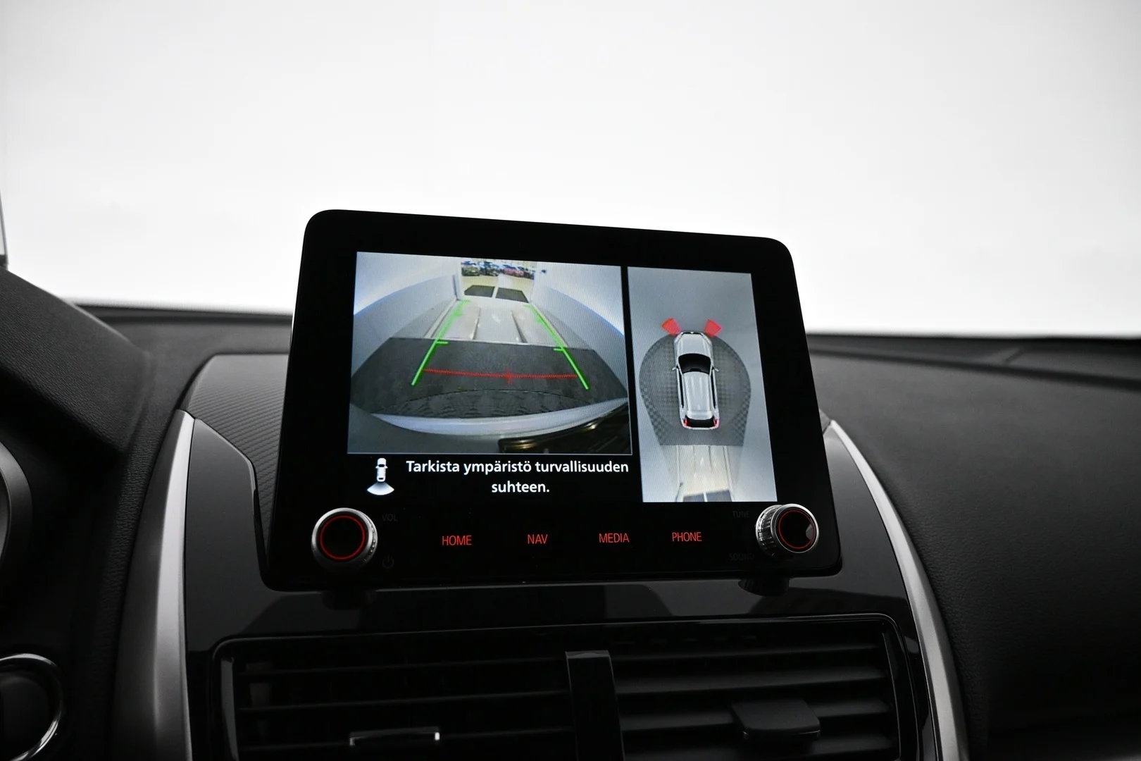 Car Image - 4McBGNQwAZYGLm4T3CAGbo