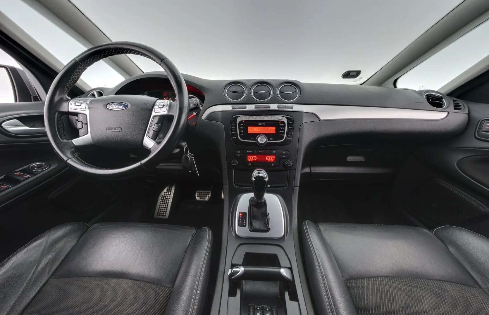 Car Image - 2cNQ7mdBQmKum51xKXoVMH
