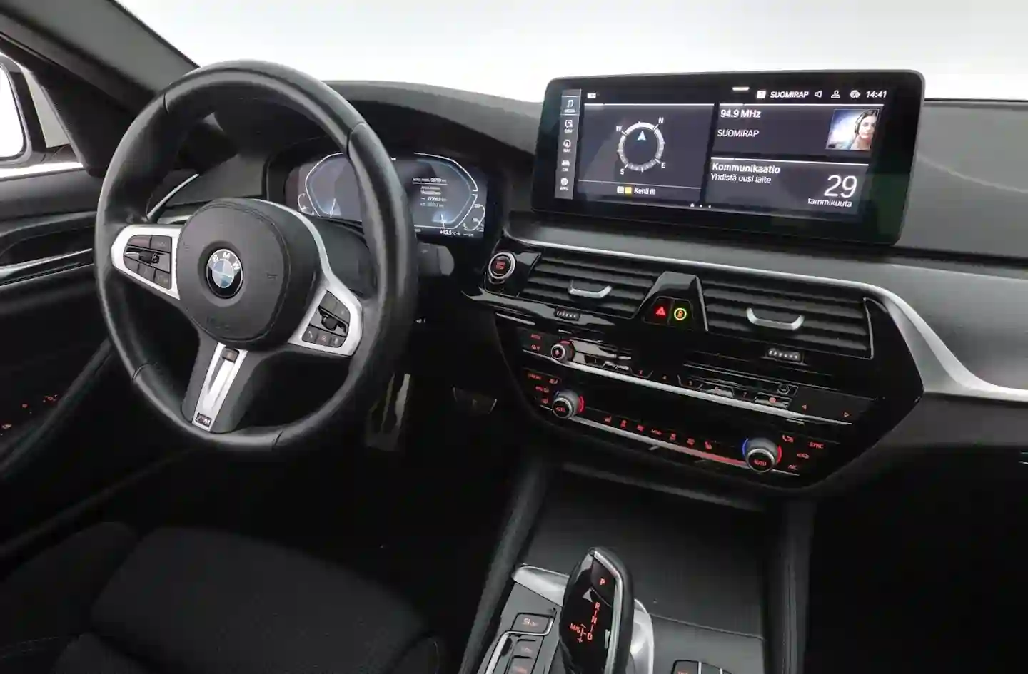 Car Image - 4dlW0SPZk1uF7IrAuai8RL