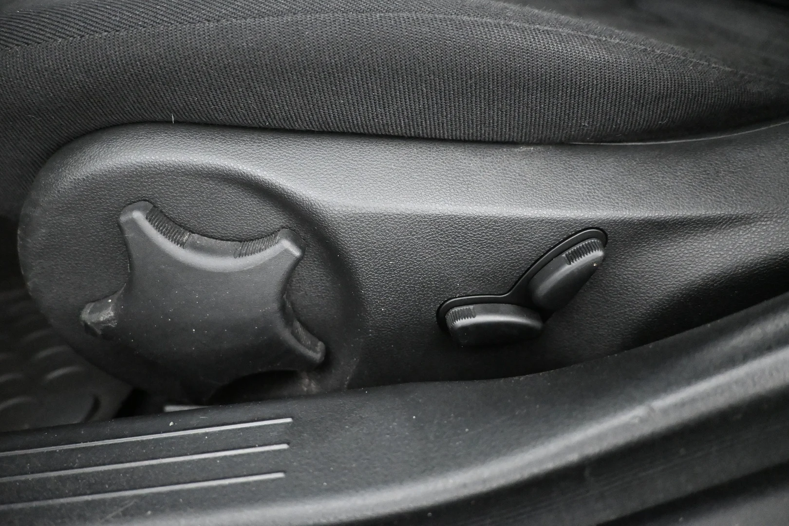 Car Image - 4wtJuql6HZJ0S6UK1ejynU