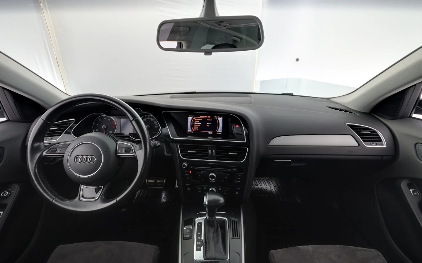 Car Image - 6kpfvQDEKedfsMrn5d0Ei0