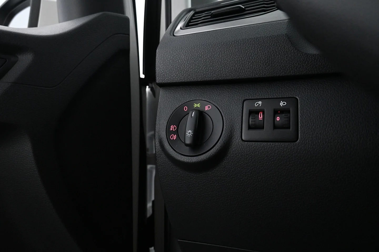 Car Image - xyHC99rVNSlA63O3oHUn2