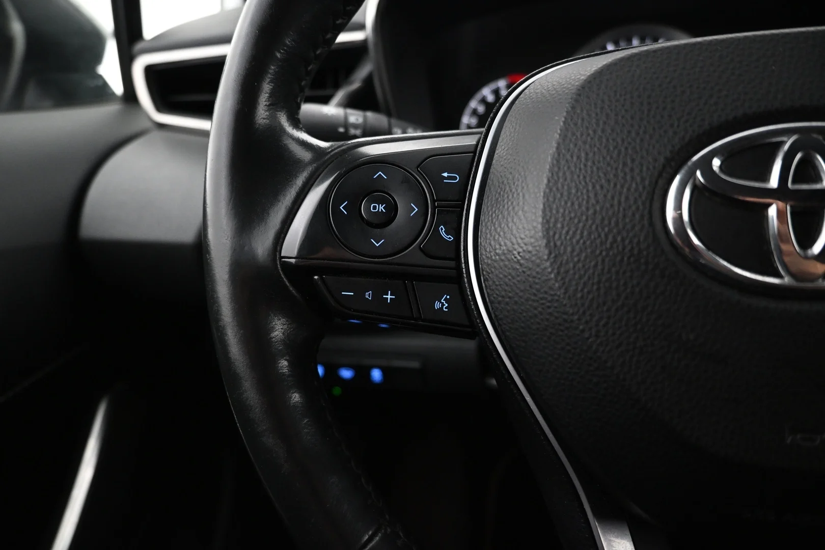 Car Image - 3vLMYSDR2bMuAtommXYG1Y