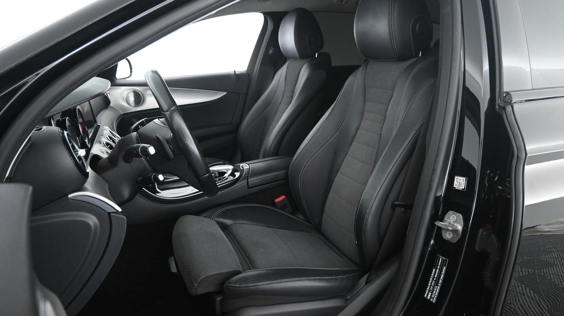 Car Image - 6GfLCQfWYUHYpFlAN0ofIR