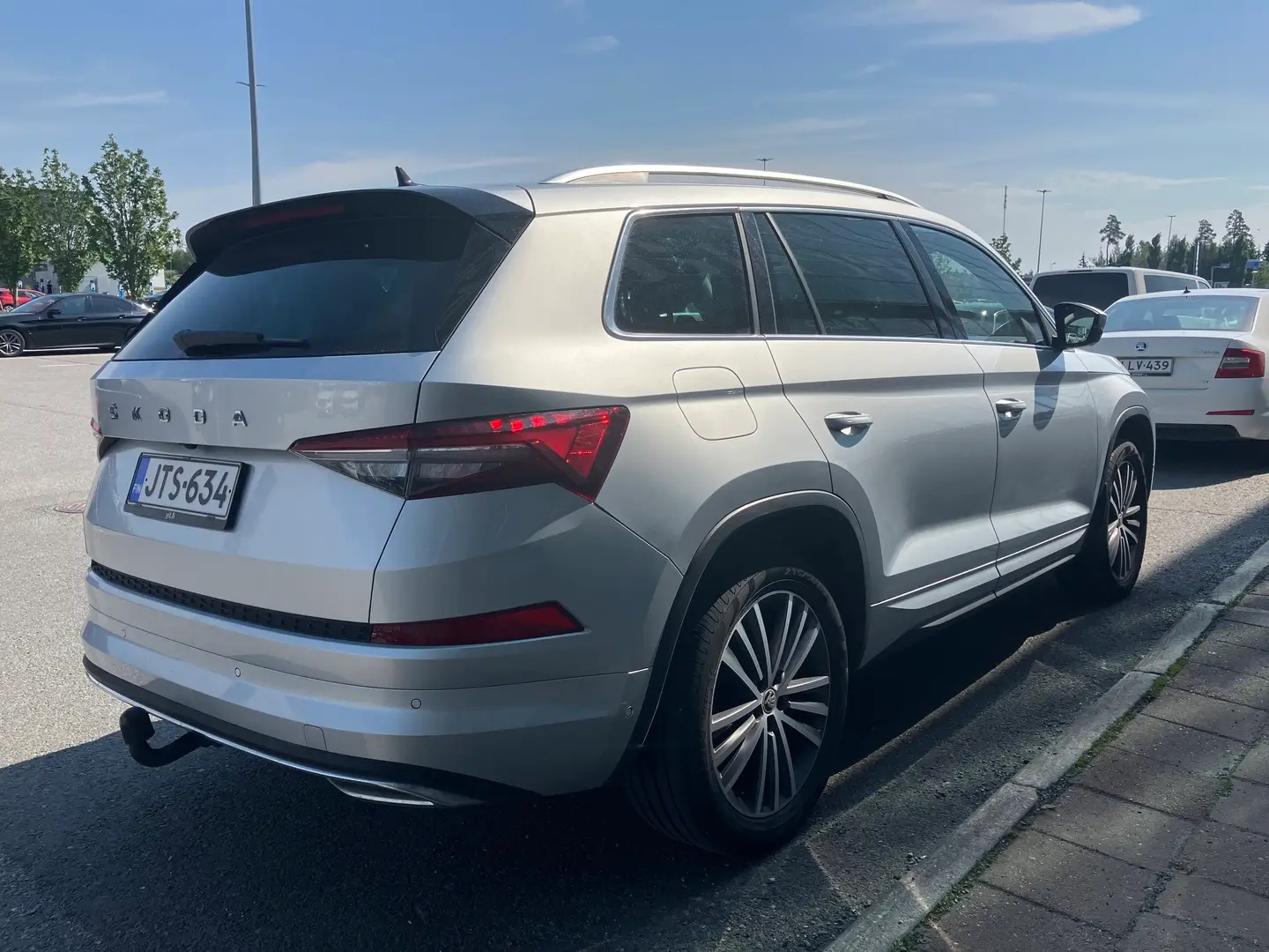 Car Image - 5VdyzFH4CSPbesuXG6v54a