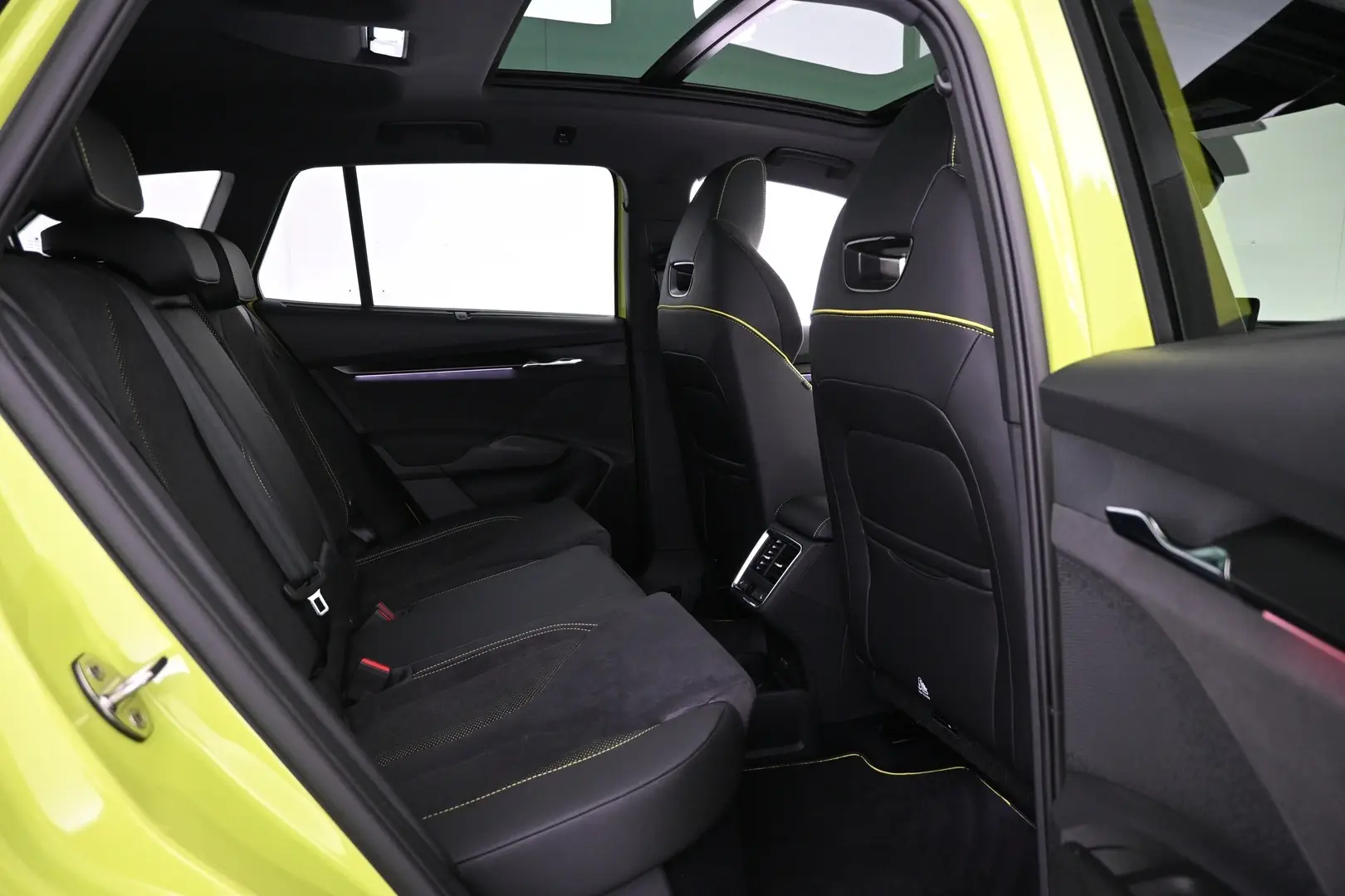 Car Image - 1imC91tFYw5fTDuZkF7m7g